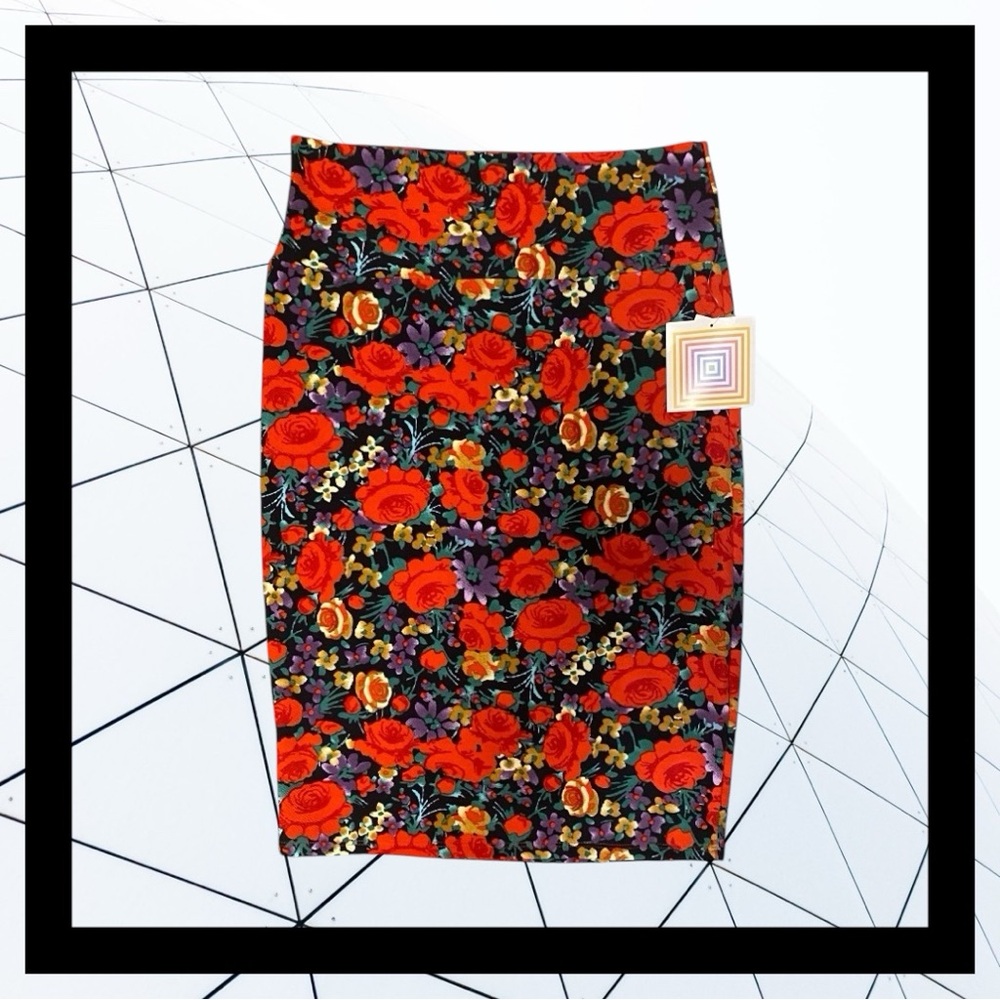 NWT Women’s LuLaRoe Size M Pencil Skirt